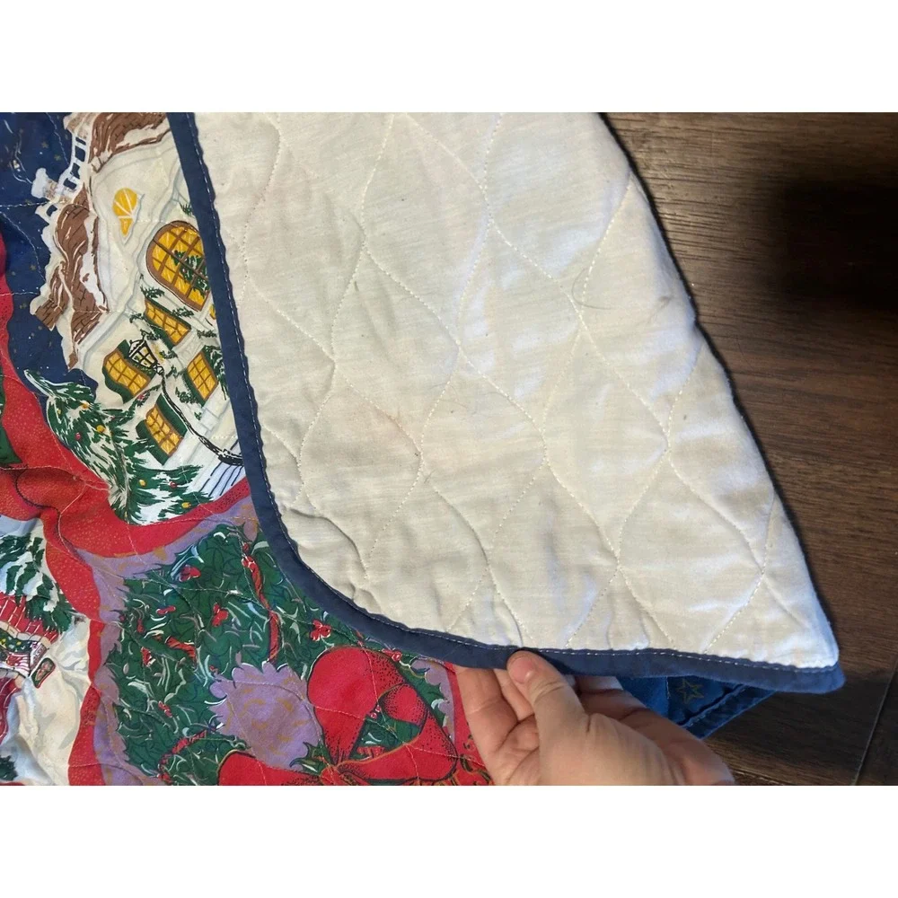 Vintage Christmas Winter Village Quilt Red Blue Green Holiday full comforter